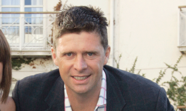 NIALL QUINN’S TACTICS - The Phoenix Magazine